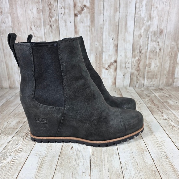 UGG Wedge Heel Chelsea Boots Suede Leather Ankle Booties Black‎ Size 10 - Picture 1 of 8